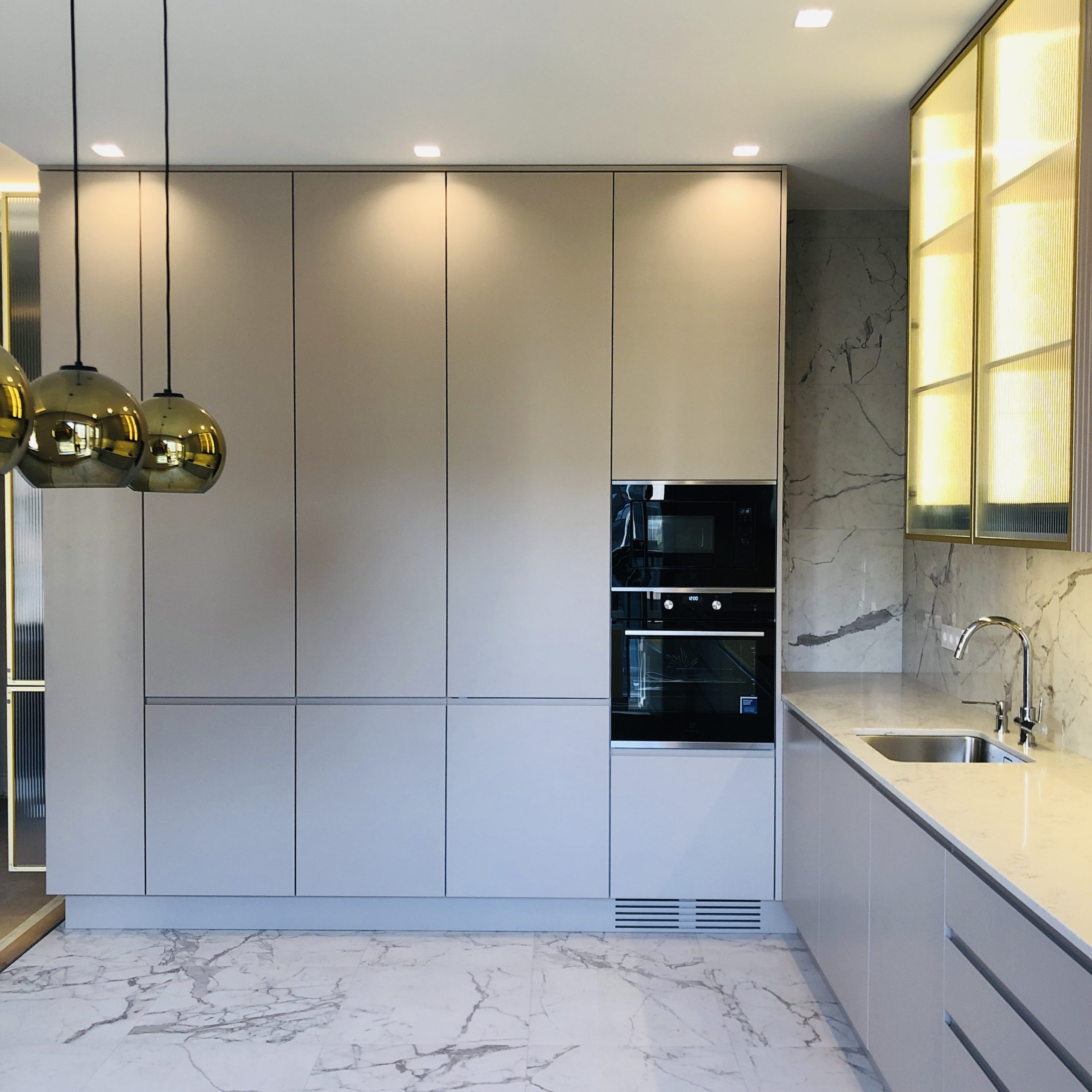Мебель в ЖК The Residence UGOL90