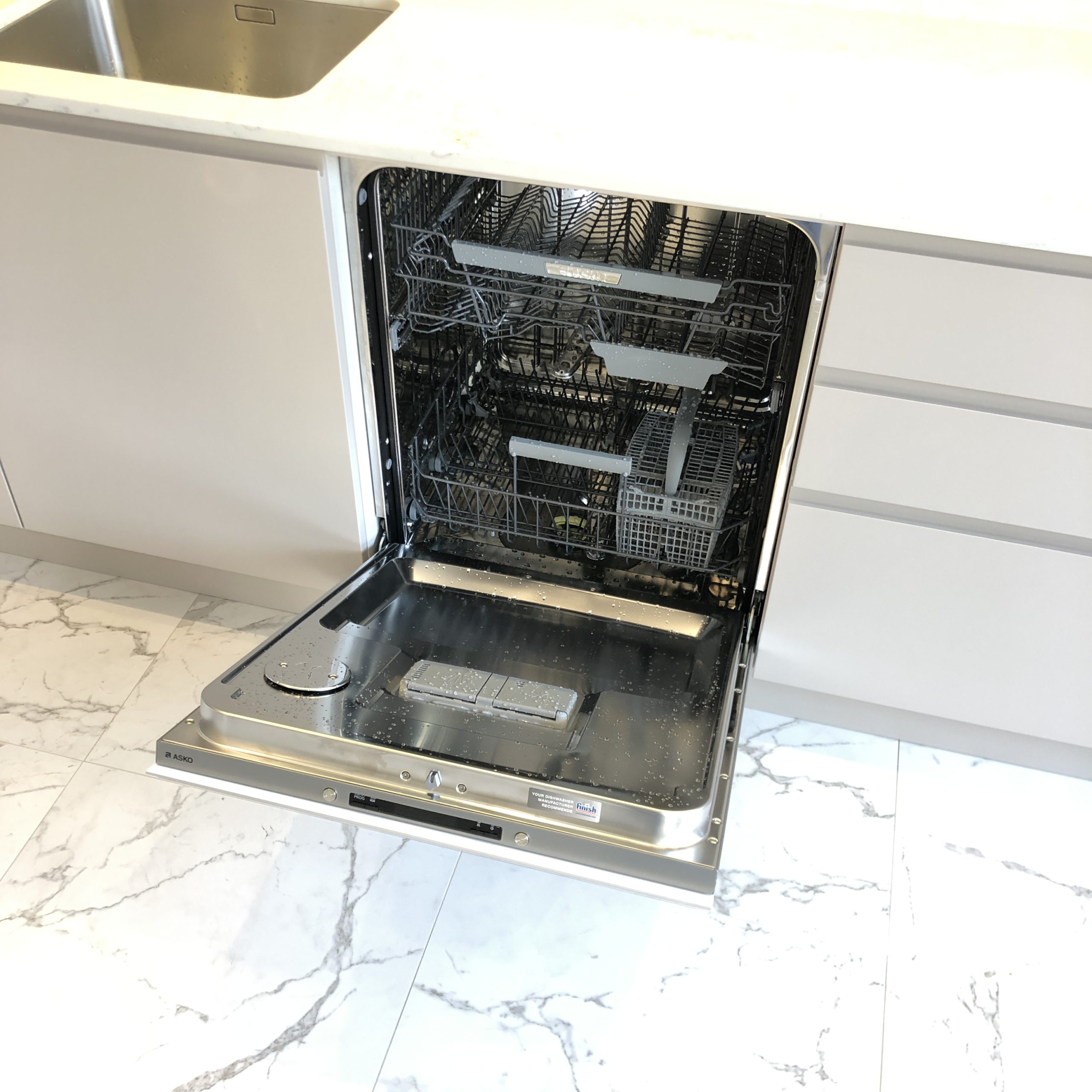 Мебель в ЖК The Residence UGOL90