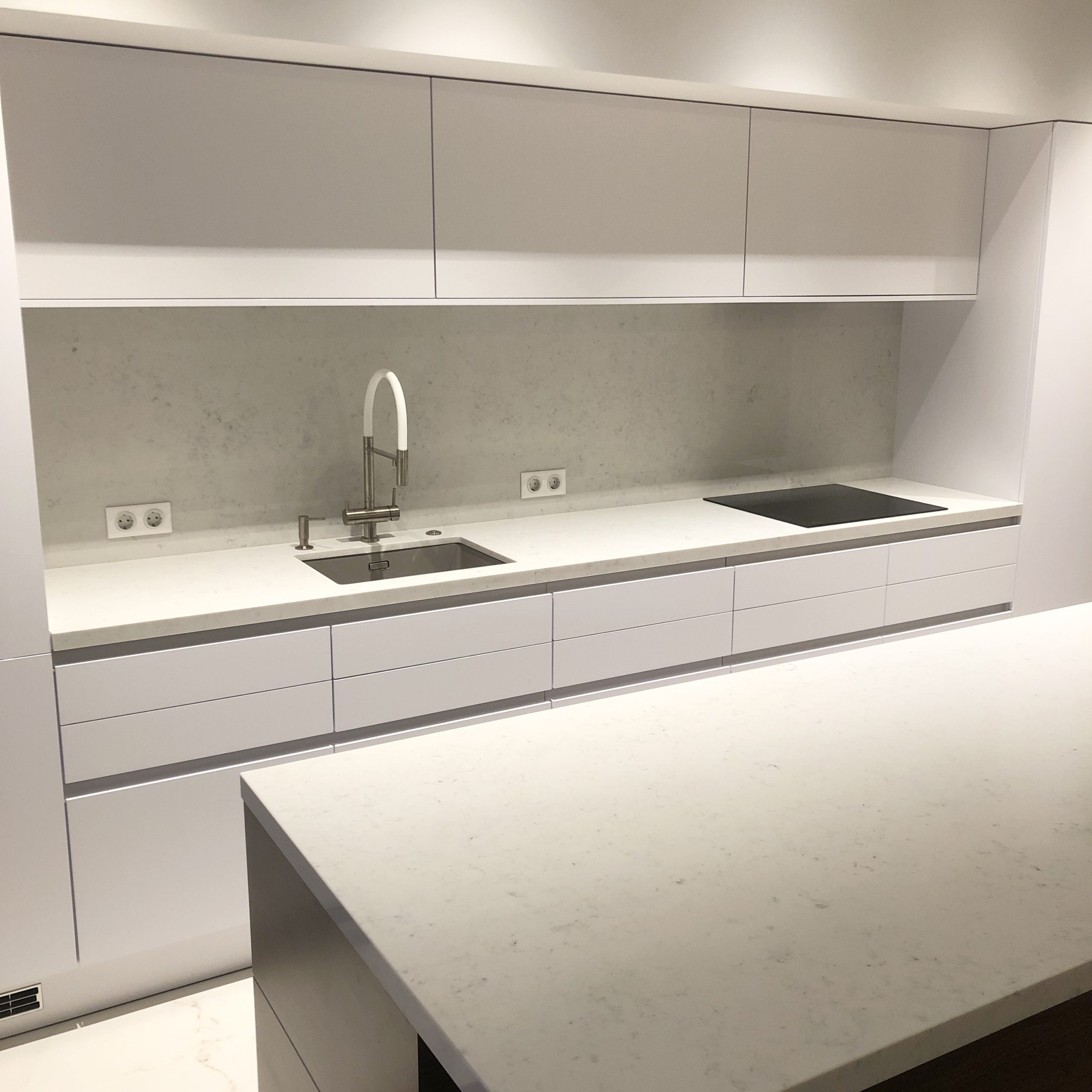 Мебель в ЖК Крестовский de luxe UGOL90
