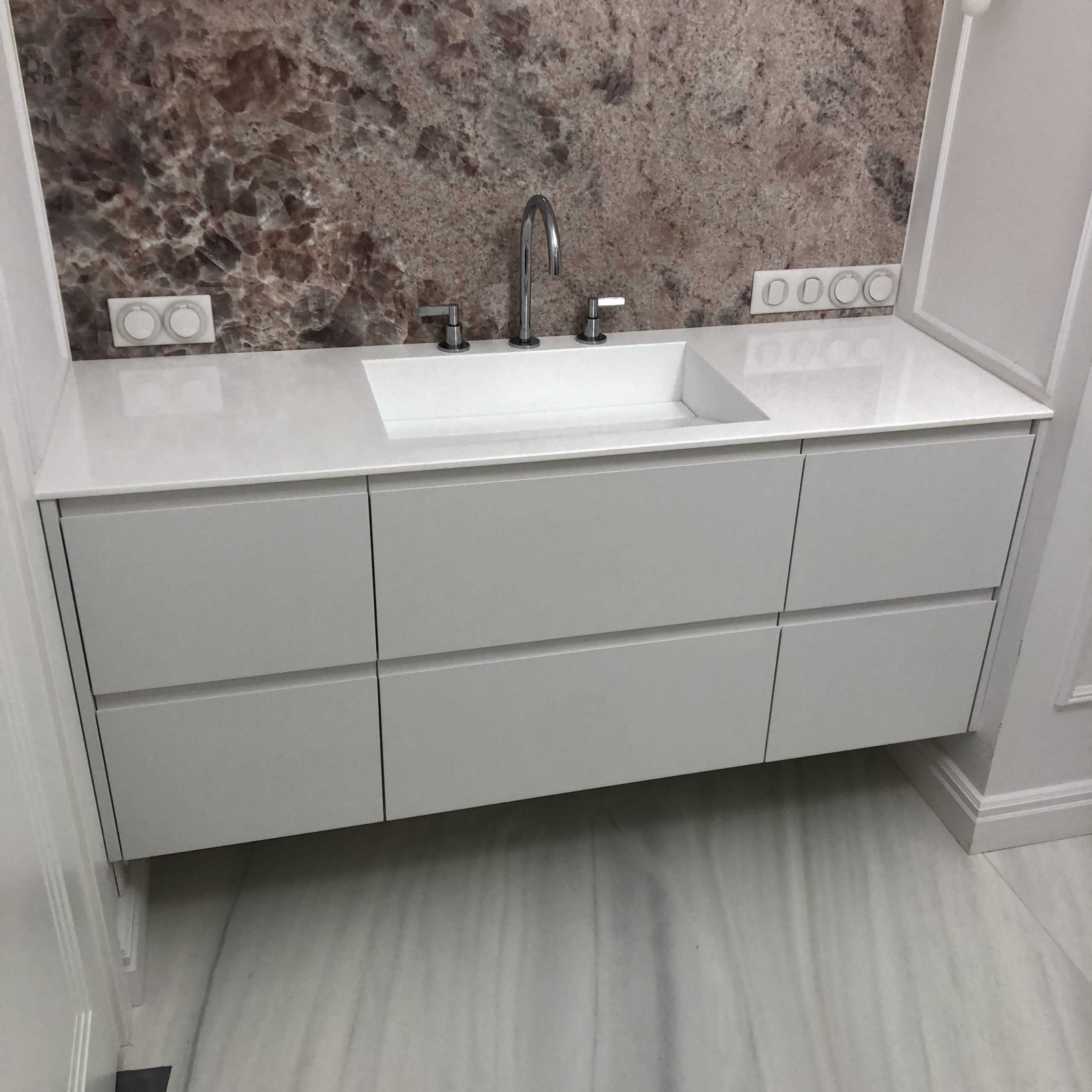 Мебель в ЖК Крестовский de luxe UGOL90